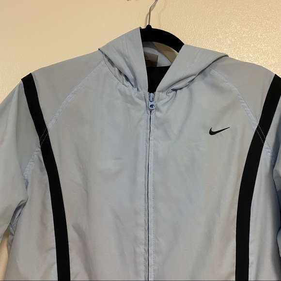 Nike Womens Zip Up Jacket with Hood Color: Baby Blue Size:Medium - Picture 7 of 9